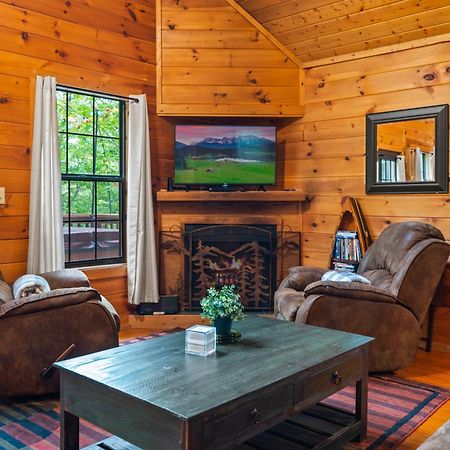 Great Smoky Mountains Cabin!, Secluded, Pet-Kid Friendly! Sevierville Exteriör bild