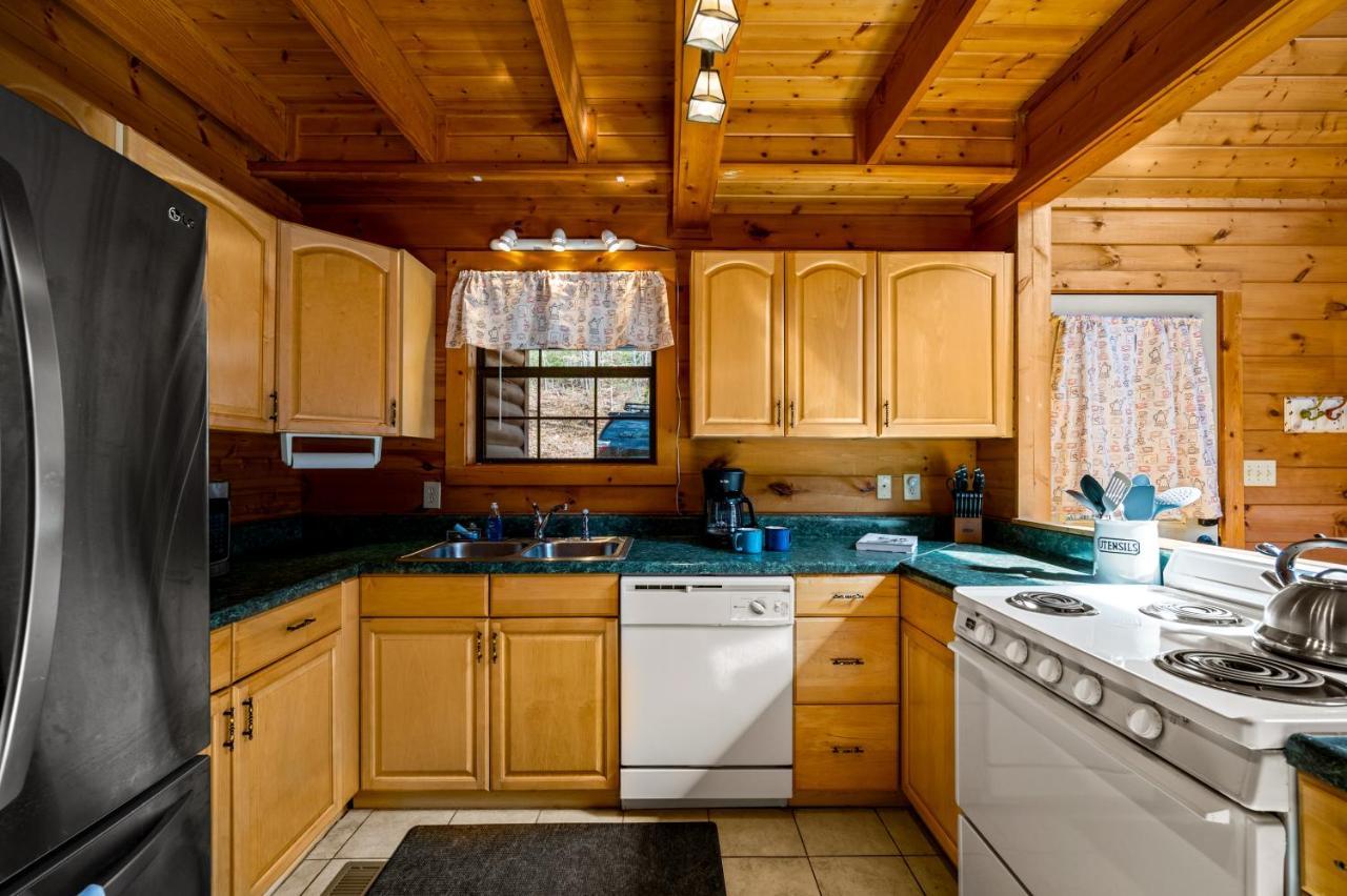 Great Smoky Mountains Cabin!, Secluded, Pet-Kid Friendly! Sevierville Exteriör bild