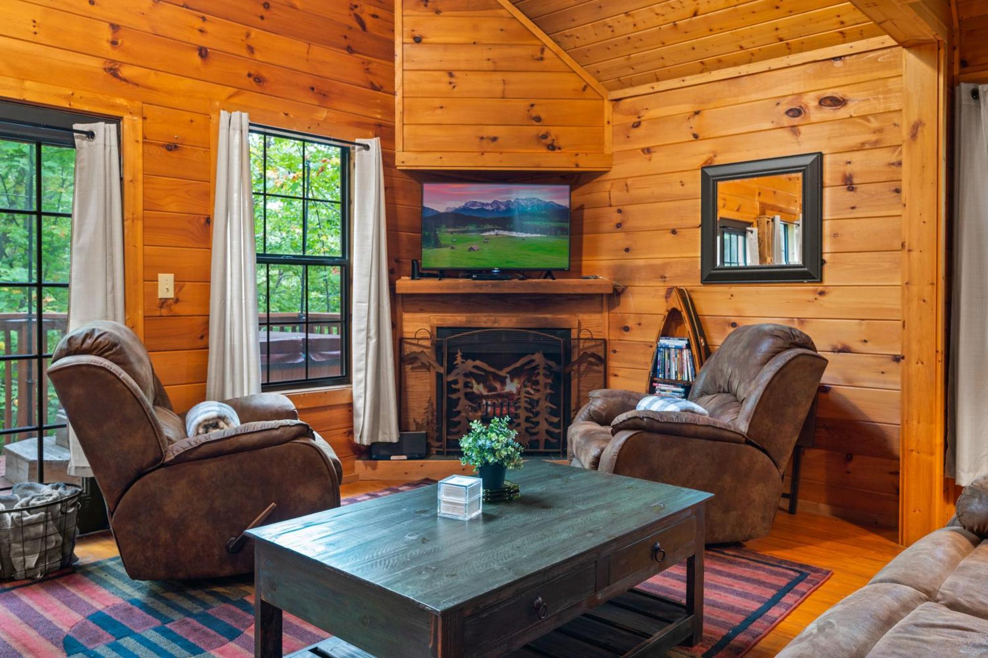 Great Smoky Mountains Cabin!, Secluded, Pet-Kid Friendly! Sevierville Exteriör bild